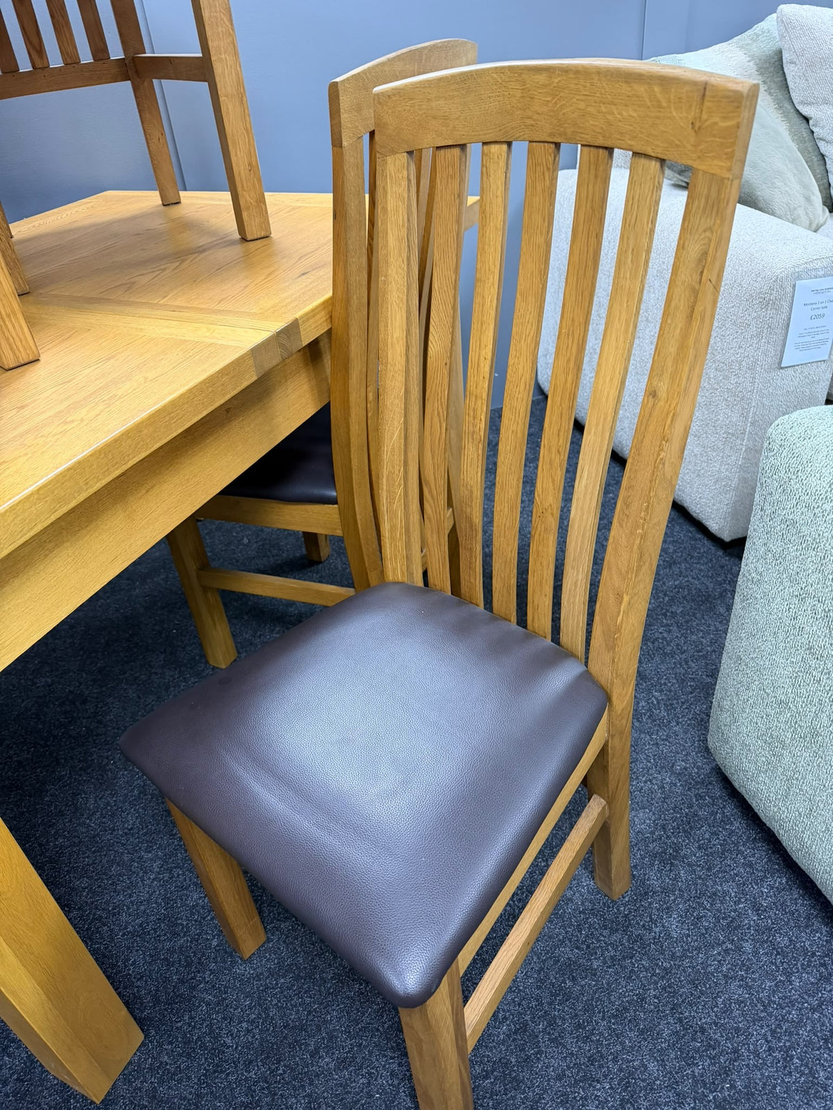 Oak Extending Dining Table & 4 Chairs
