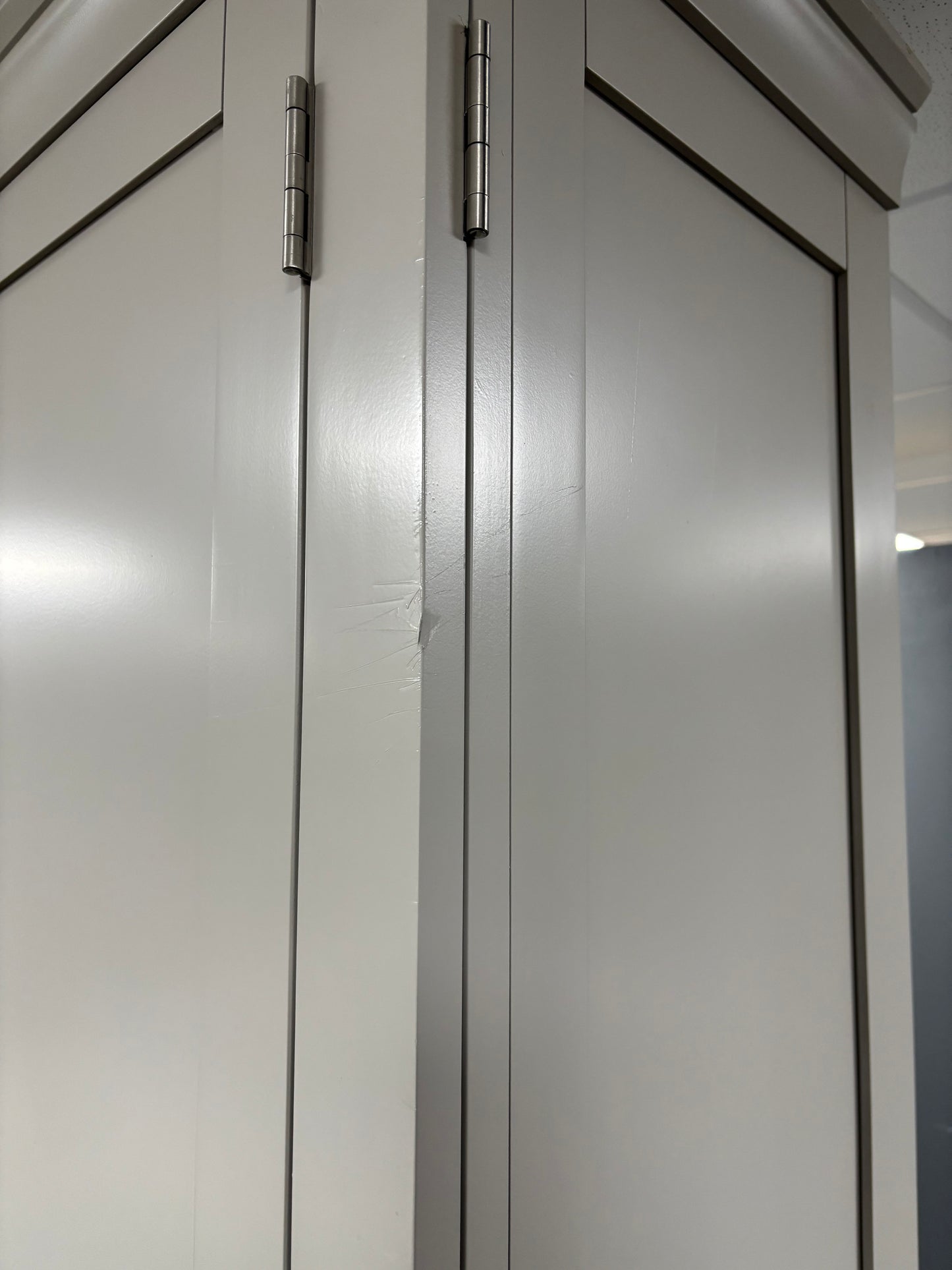 Dove Grey Media Unit