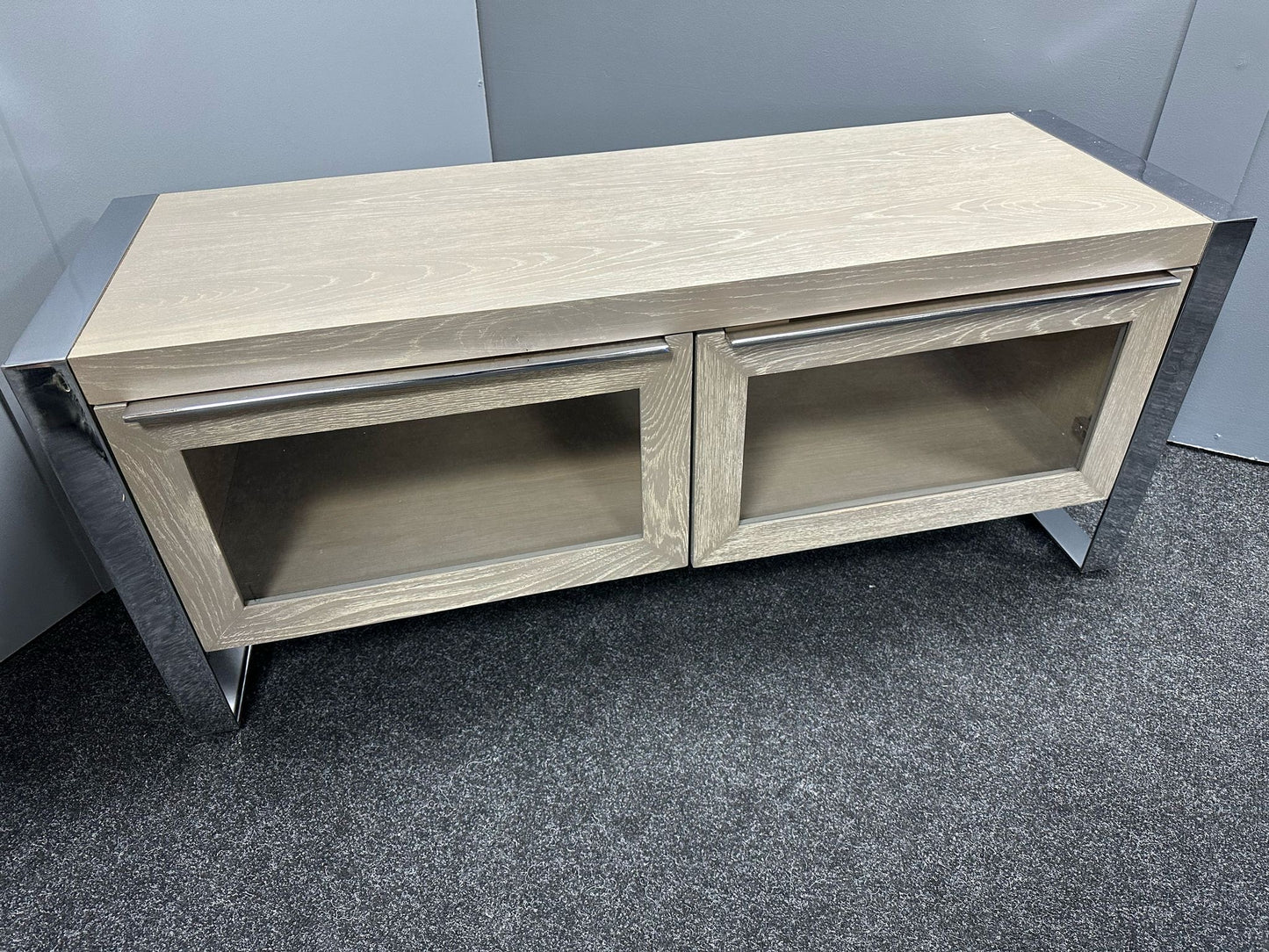 Clearance grey & silver Tv Unit