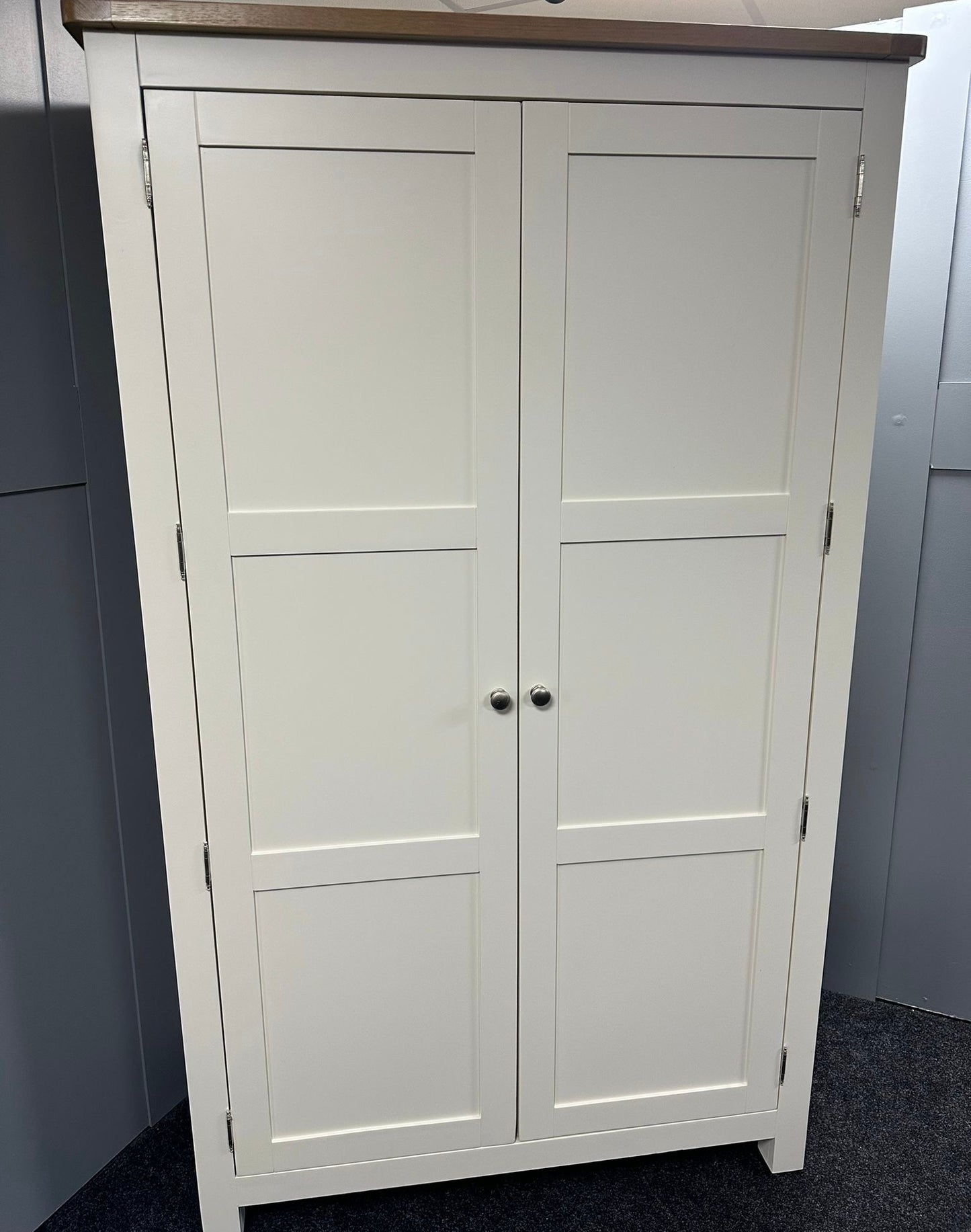 Cream Double Larder