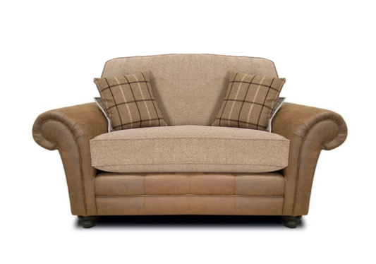 Darwin Love Chair
