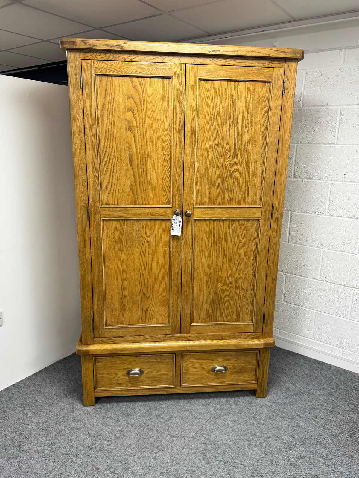 Oak 2 Door Wardrobe