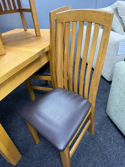 Oak Extending Dining Table & 4 Chairs