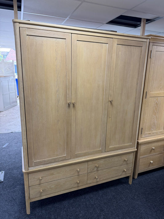 Oak Triple Wardrobe