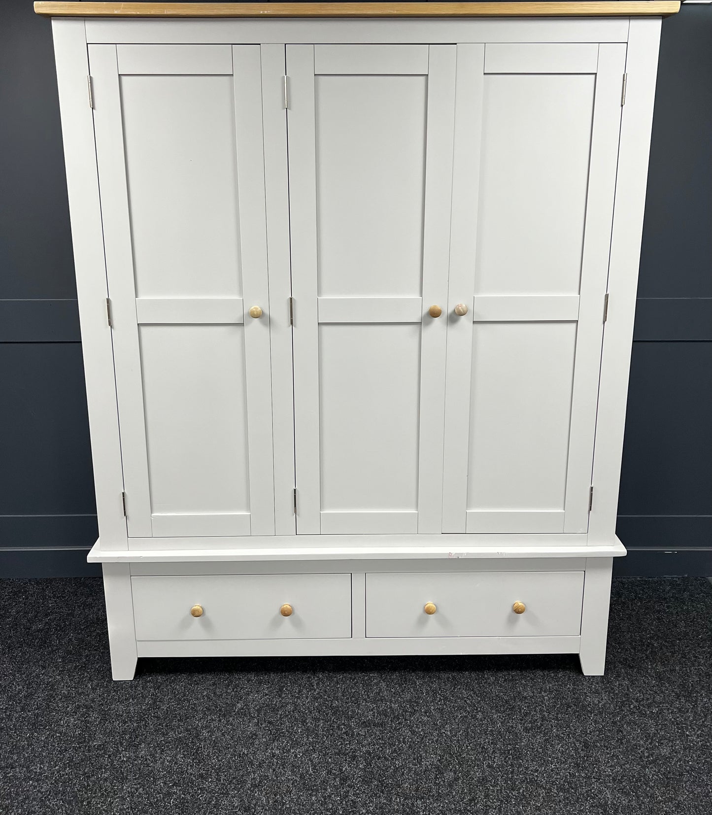 Pure White Triple Wardrobe With Oak Top