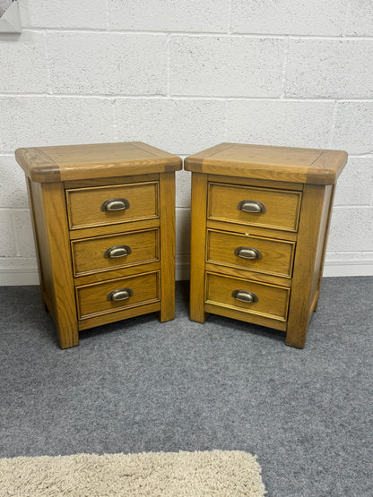 Oak 3 Drawer Bedside Tables (Pair)