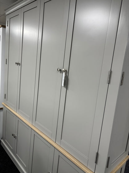 Dove Grey Media Unit