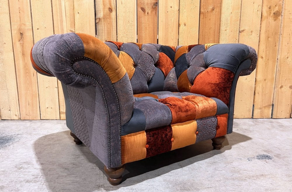 Camborne Snuggle Chair