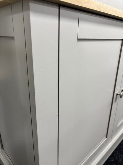 Dove Grey Media Unit
