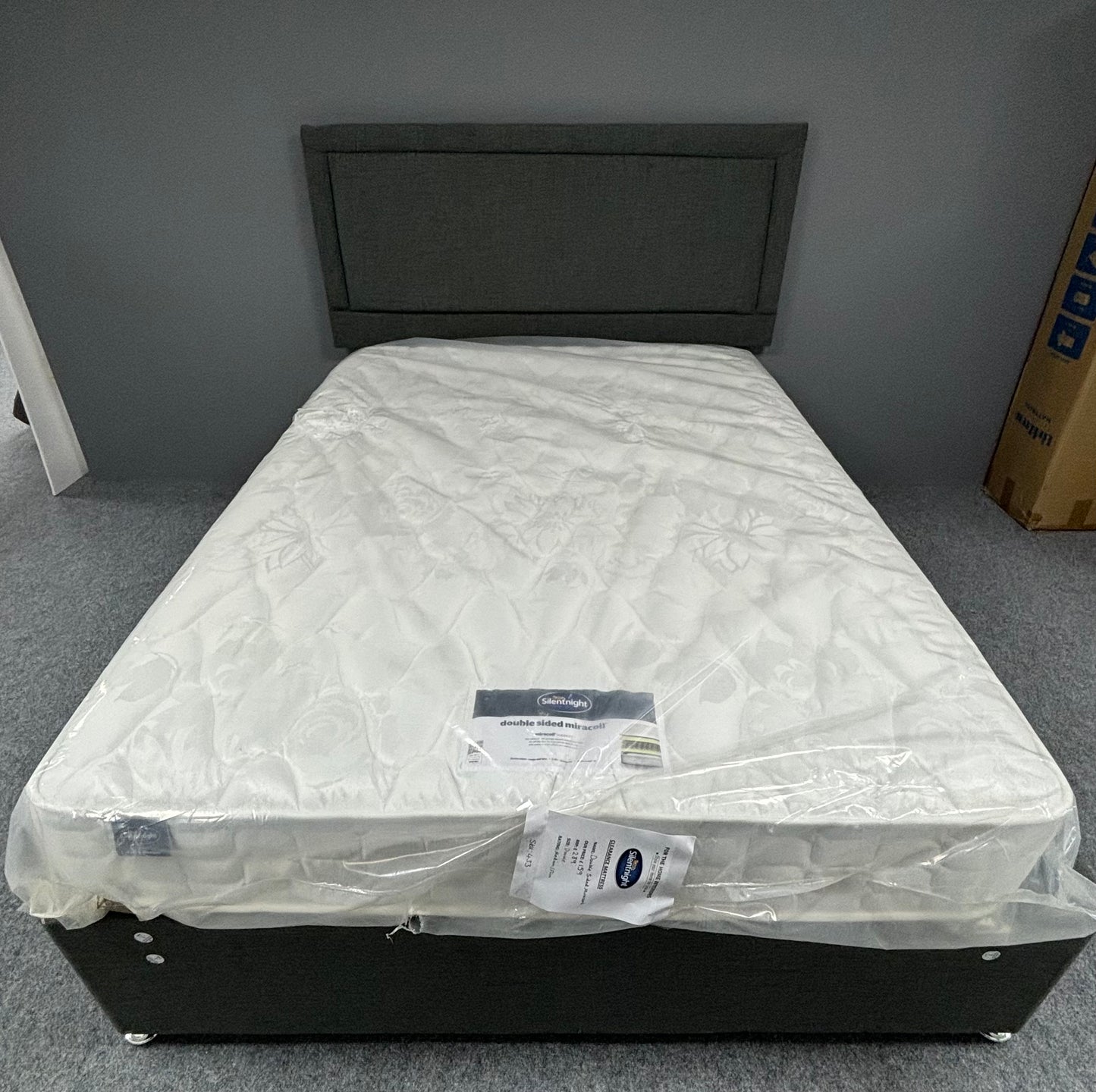4'6ft Silentnight Double Sided Miracoil Clearance Mattress