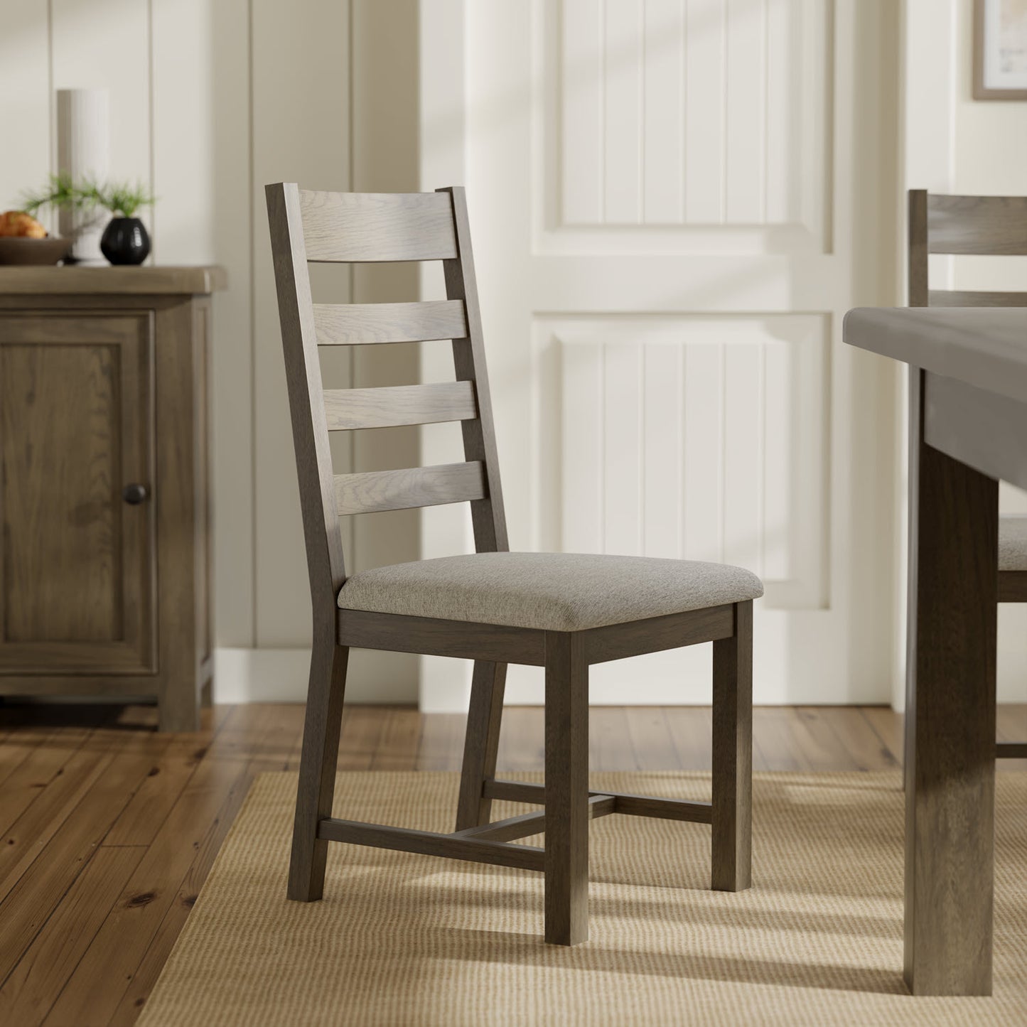 Sartene 1.4m Extending Dining Table